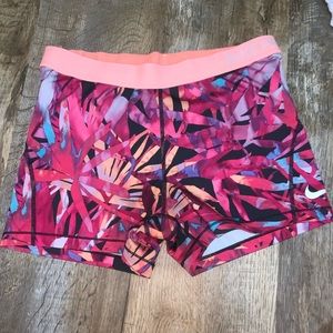 Nike | Shorts | Floral Nike Pro Shorts 